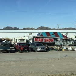 Quartzsite Qia Gem Show & Pow-Wow - They also have a small Bead show in the Rock & Gem Show.