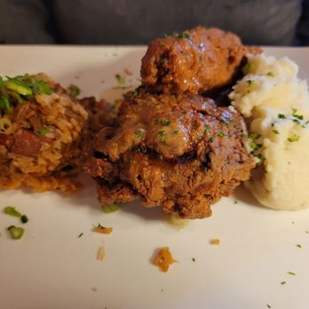 CreoLa - Fried chicken with mash potato and jambalaya - Cajun/Creole Near Me - San Carlos, California