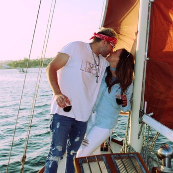 Lively Schooner - kiss. - Boating Near Me Lively Schooner - kiss. - Boating Near Me