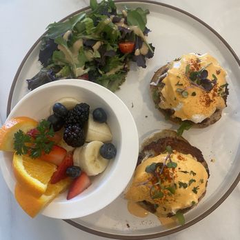 Taste & Glory - Crab cake Benedict - Breakfast & Brunch Near Me - San Mateo, California Taste & Glory - Crab cake Benedict - Breakfast & Brunch Near Me - San Mateo, California