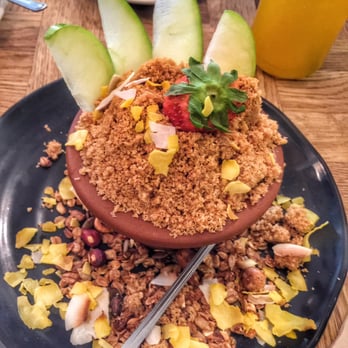 Brunch & Cake - Epic cheesecake on flowerpot €5.90 - Breakfast & Brunch Near Me - Barcelona, B Brunch & Cake - Epic cheesecake on flowerpot €5.90 - Breakfast & Brunch Near Me - Barcelona, B