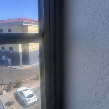 La Quinta by Wyndham Phoenix Chandler - Window frame damage/gap - Hotels Near Me - Phoenix, Arizona La Quinta by Wyndham Phoenix Chandler - Window frame damage/gap - Hotels Near Me - Phoenix, Arizona