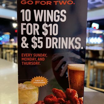 Dave & Buster's Ala Moana - 9/23/25 - Arcades Near Me - Honolulu, Hawaii
