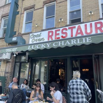 Lucky Charlie - Few outdoor spots you can hangout - Pizza Near Me - Brooklyn, New York