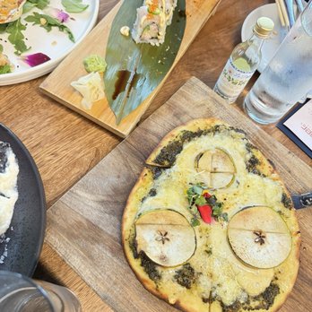 Korner 67 - Naan with pesto - Cocktail Bars Near Me - Miami Lakes, Florida Korner 67 - Naan with pesto - Cocktail Bars Near Me - Miami Lakes, Florida
