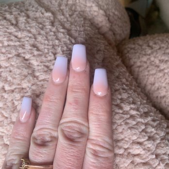 CHIC HAIR & NAILS - Hair Salons Near Me - Fresno, California CHIC HAIR & NAILS - Hair Salons Near Me - Fresno, California