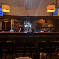 Benbow Inn Restaurant - The bar area.