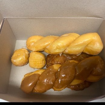 Eric's Donuts - Free donut holes included for freeee - Donuts Near Me - Sacramento, California