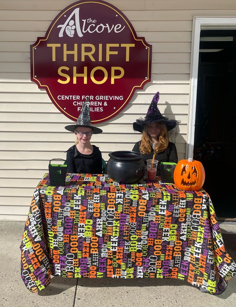 THE ALCOVE Updated June 2024 Request Information 319 E Jimmie