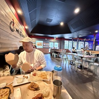 Mr Lee Chicken - Interior - Chicken Wings Near Me - Concord, California Mr Lee Chicken - Interior - Chicken Wings Near Me - Concord, California