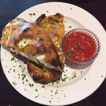 Pacioni's Pizzeria - Stromboli Classico - Italian Near Me - Mount Vernon, Washington Pacioni's Pizzeria - Stromboli Classico - Italian Near Me - Mount Vernon, Washington
