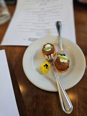 LaSalette Restaurant by null