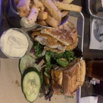 The Oakmont - Chicken sandwich and truffle fries - American Near Me - Indianapolis, Indiana The Oakmont - Chicken sandwich and truffle fries - American Near Me - Indianapolis, Indiana