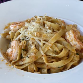 The Dead Fish - Garlic Noodles with Shrimp! - Seafood Near Me - Crockett, California The Dead Fish - Garlic Noodles with Shrimp! - Seafood Near Me - Crockett, California