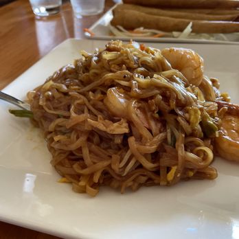 Lanxang Star Restaurant - Shrimp Pad Thai - Thai Near Me - Dracut, Massachusetts Lanxang Star Restaurant - Shrimp Pad Thai - Thai Near Me - Dracut, Massachusetts