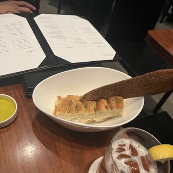 Perl - Seafood Near Me - North Miami Beach, Florida