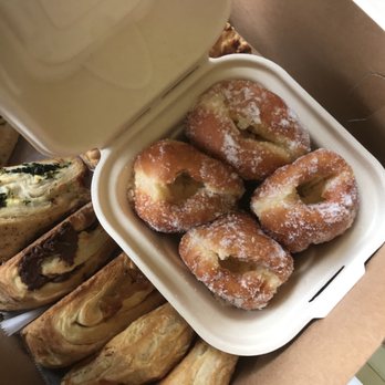 Passion Bakery Cafe - guava puff pastries, mango and lilikoi malasadas, haupia and banana hand pies, scones in pineapple, chocolate chip, savory spinach & feta - Bakeries Near Me - Kapaa, Hawaii