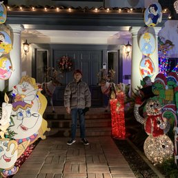 Photo of East Sacramento's Fab 40s Christmas Lights - Sacramento, CA, United States