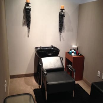 Lemonhead Chix - Cosmetology Schools Near Me - Cerritos, California