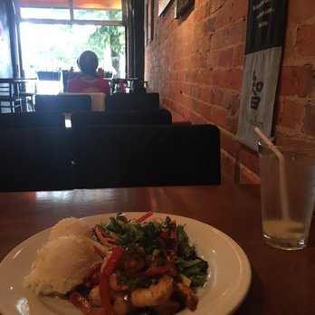 Cosmic Charlie's Cafe - Nice～ - Thai Near Me - Peterborough, Ontario