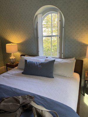 West End Inn by null