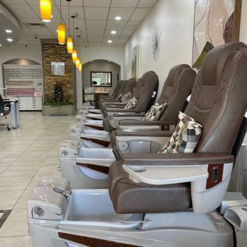 Pro Dip Nails Spa - Nail Salons Near Me - Anaheim, California