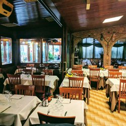 Schiavi d'Abruzzo - Dining room
