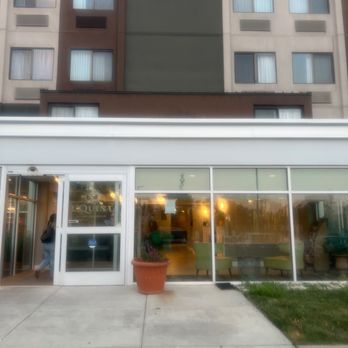 La Quinta Inn & Suites - Front - Hotels Near Me - Baltimore, Maryland La Quinta Inn & Suites - Front - Hotels Near Me - Baltimore, Maryland