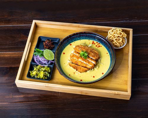 SAOHA KHAO SOI THAI CUISINE by null