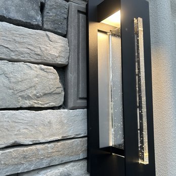 Illumelectric - Sleek and elegant outdoor sconce for a unique rear deck - Electricians Near Me Illumelectric - Sleek and elegant outdoor sconce for a unique rear deck - Electricians Near Me