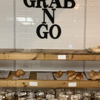 Tiny Pyramid - Grab and go pastries - Cafes Near Me - Honolulu, Hawaii
