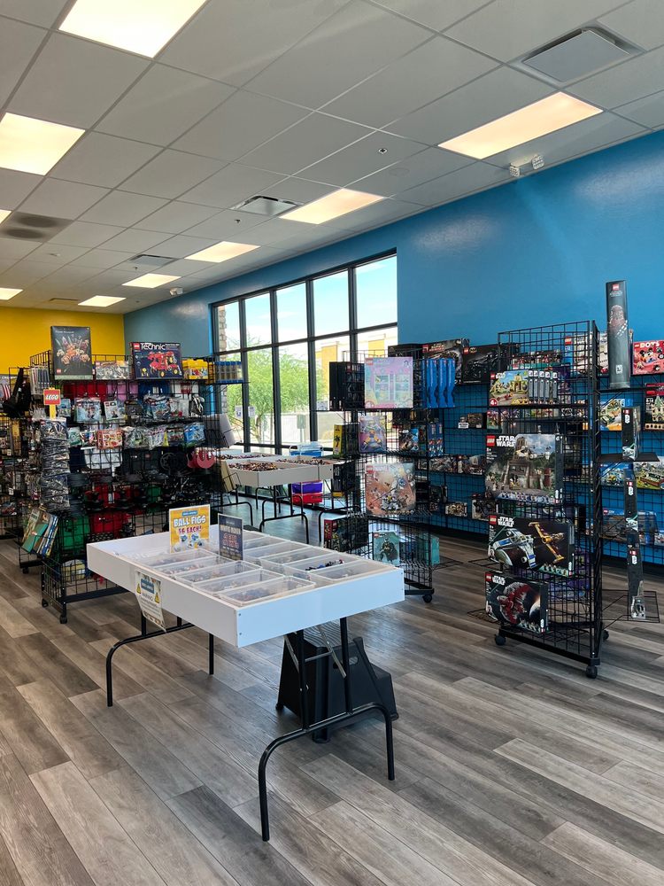 BRICKS & MINIFIGS NORTH PHOENIX 1730 W Happy Valley Rd, Phoenix