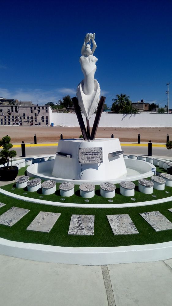 LuxStone Creations - countertop fabricator in Las Vegas, NV