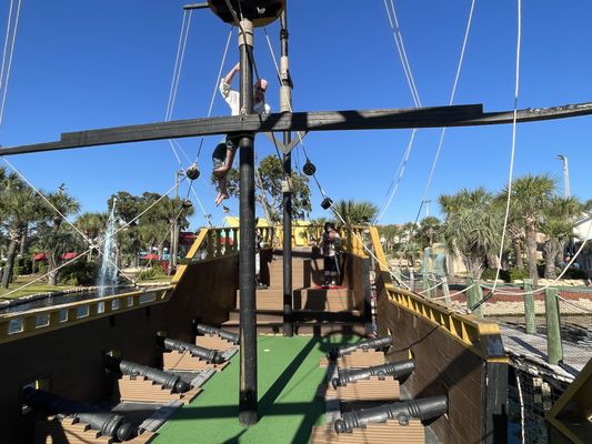 Black Pearl Mini Golf by null