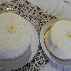 Daisy Cakes