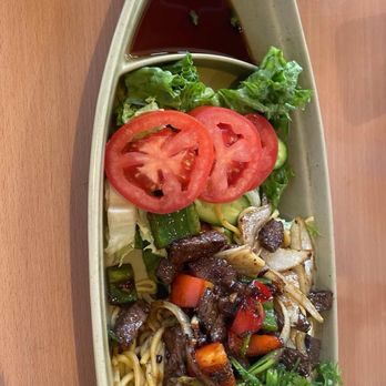 Kasey's Noodle & Grill - Garlic noodle with beef. - Vietnamese Near Me - Westminster, California Kasey's Noodle & Grill - Garlic noodle with beef. - Vietnamese Near Me - Westminster, California