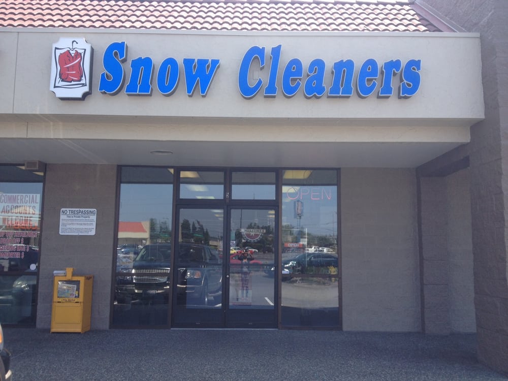 SNOW CLEANERS CLOSED 10121 Evergreen Way, Everett, Washington