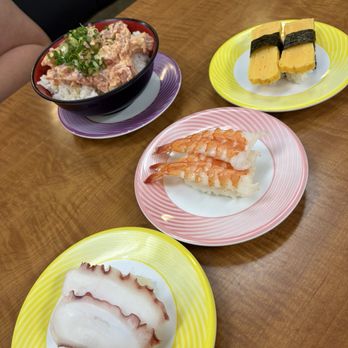 KuruKuru Sushi - Sushi Bars Near Me - Honolulu, Hawaii KuruKuru Sushi - Sushi Bars Near Me - Honolulu, Hawaii