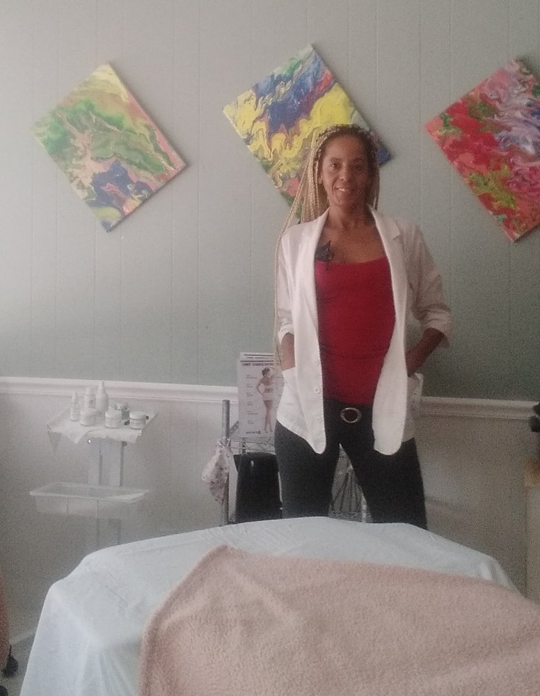 THE SPA FACIAL Updated August 2024 31 Photos 3213 N Ocean Blvd