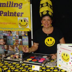 The Smiling Face Painter - The Smiling Face Painter at work