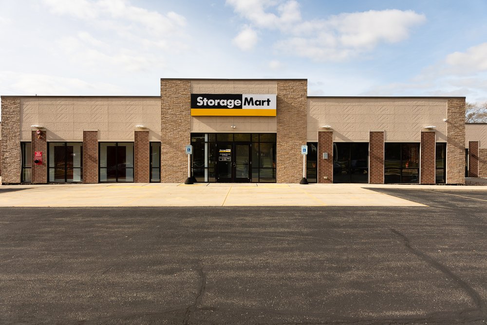 STORAGEMART Updated July 2024 6951 S Lovers Lane Rd, Franklin