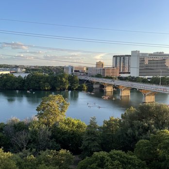 P6 - Great View - Cocktail Bars Near Me - Austin, Texas