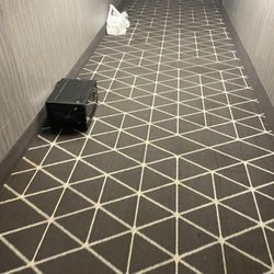 Holiday Inn Cleveland-S Independence - Microwaves and Garbage