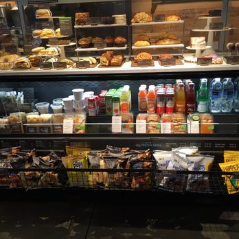 Starbucks - Coffee & Tea Near Me - Brookfield, Wisconsin