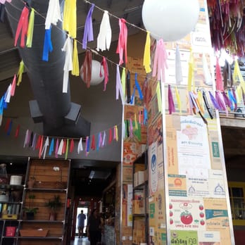Crushcraft Thai Eats - Cool decor - Thai Near Me - Dallas, Texas