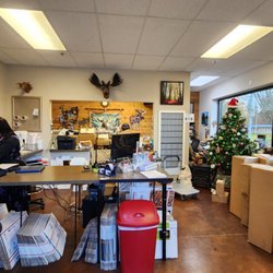 Ridgefield Pack & Ship