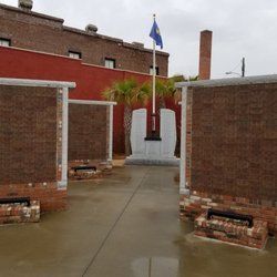 Darlington Veterans Memorial