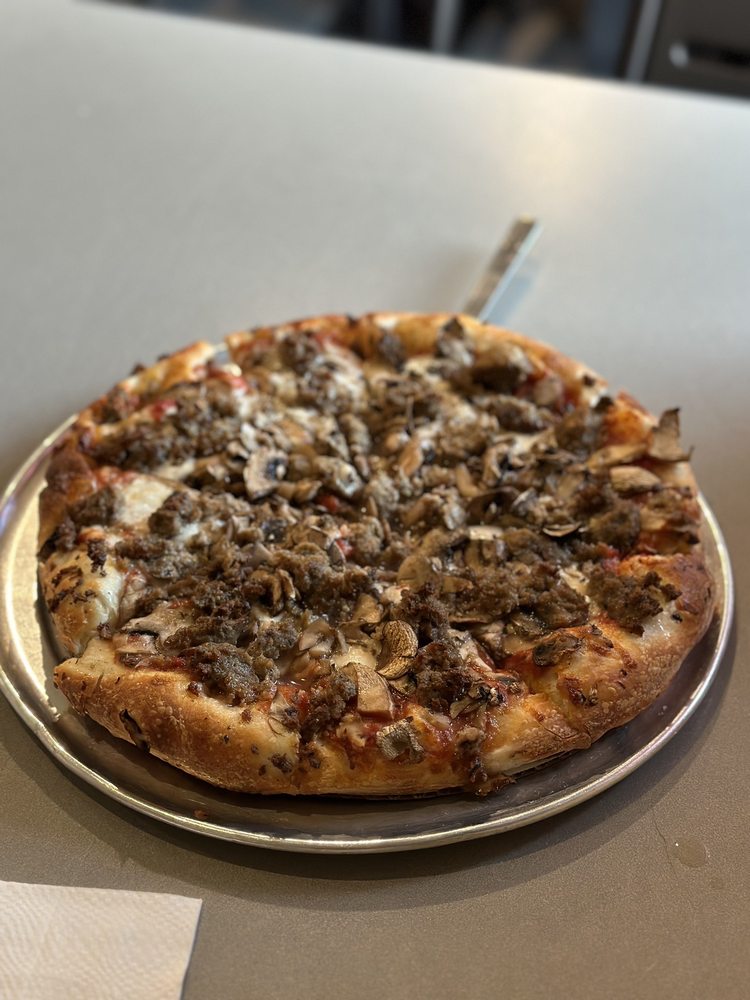 Food from Warehouse Pizza