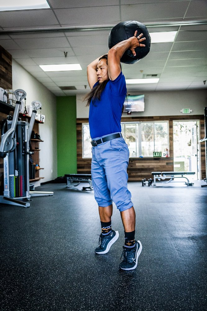 Feel Good Fitness Logo