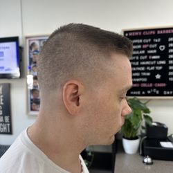 Men's Clips Barber Shop
